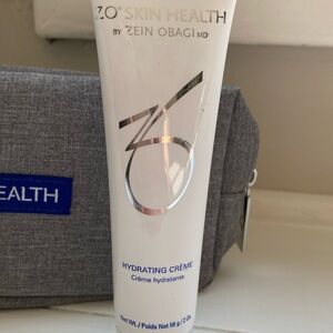 New no box Zo Skin Health Hydrating Crème  travel size with caring bag
